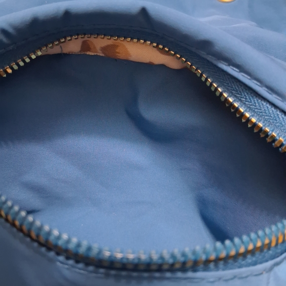 Stylish Blue Shoulder Bag with Gold Accents Crossbody - Picture 3 of 14